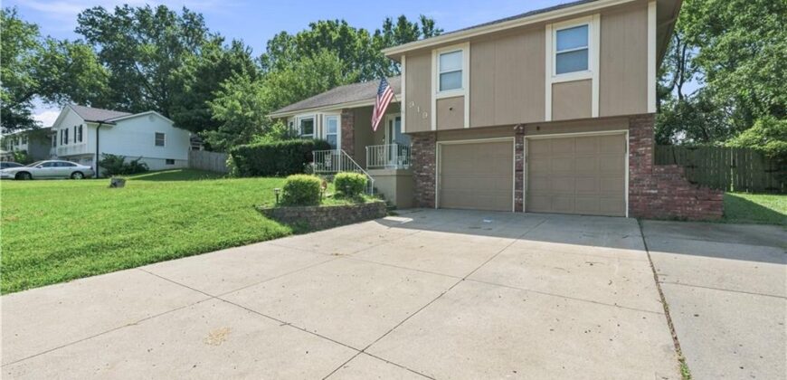 919 NE 112th Terrace, Kansas City, MO 64155