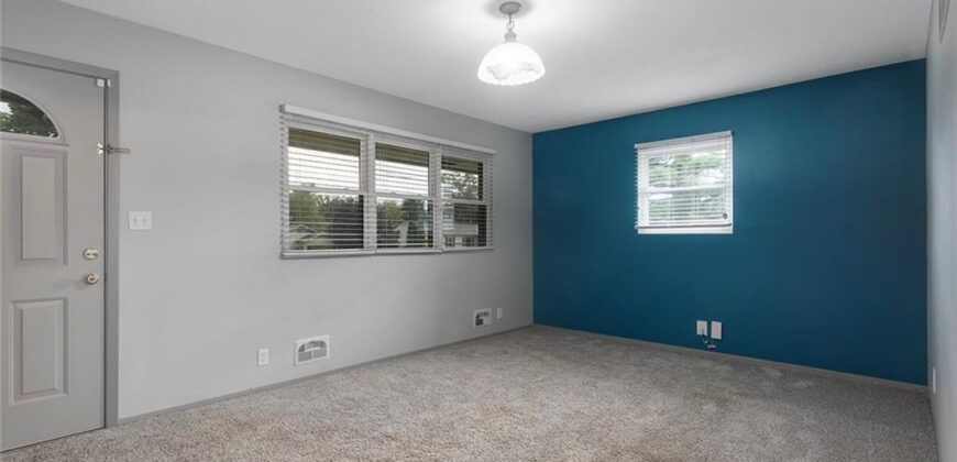 7510 Oak Street, Pleasant Valley, MO 64068