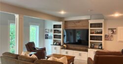 13829 Clear Creek Drive, Parkville, MO 64152