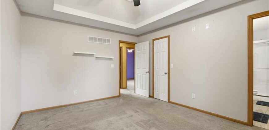 11421 N Kentucky Avenue, Kansas City, MO 64157