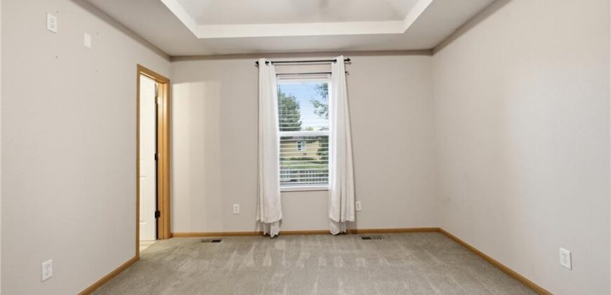 11421 N Kentucky Avenue, Kansas City, MO 64157