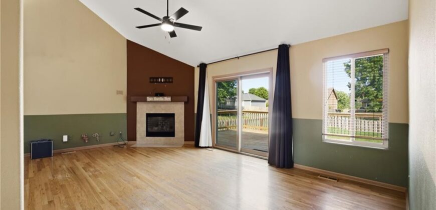 11421 N Kentucky Avenue, Kansas City, MO 64157