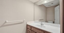 11421 N Kentucky Avenue, Kansas City, MO 64157