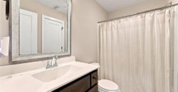 13559 Terrace Park Drive, Parkville, MO 64152