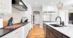 13559 Terrace Park Drive, Parkville, MO 64152