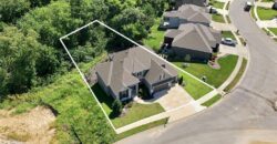 13559 Terrace Park Drive, Parkville, MO 64152