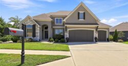 13559 Terrace Park Drive, Parkville, MO 64152