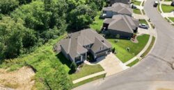 13559 Terrace Park Drive, Parkville, MO 64152