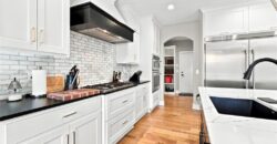 13559 Terrace Park Drive, Parkville, MO 64152