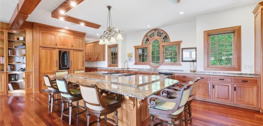 22350 Grass Pad Road, Platte City, MO 64079