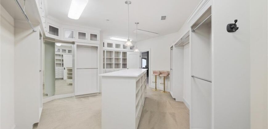 22350 Grass Pad Road, Platte City, MO 64079