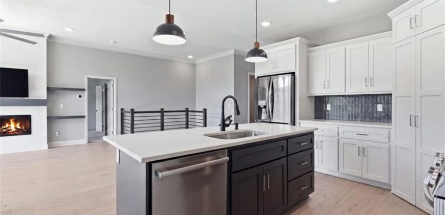 4905 NE 88TH Street, Kansas City, MO 64156