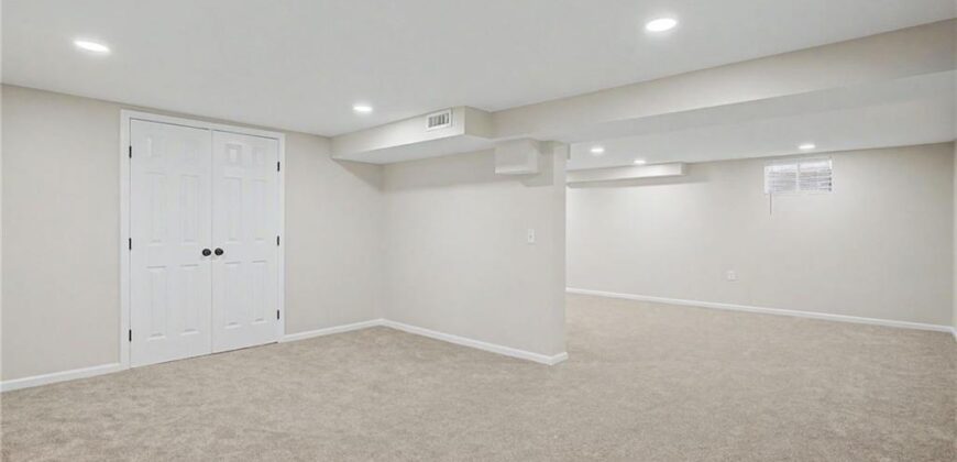 6732 N Madison Avenue, Kansas City, MO 64118