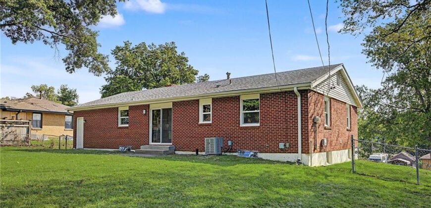 6732 N Madison Avenue, Kansas City, MO 64118