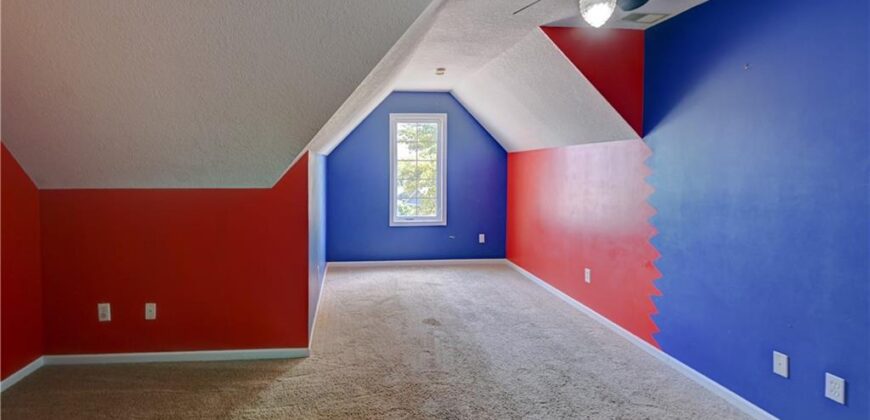 6826 N Charleston Drive, Kansas City, MO 64119