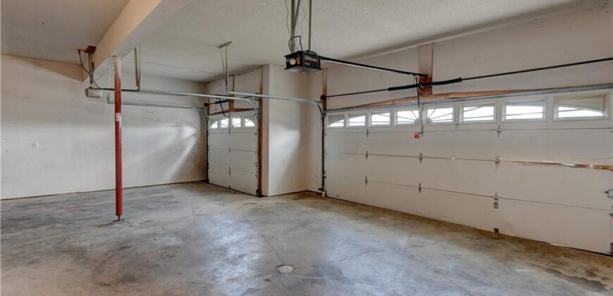 6826 N Charleston Drive, Kansas City, MO 64119