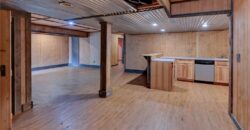 6826 N Charleston Drive, Kansas City, MO 64119