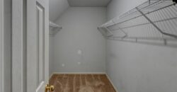6826 N Charleston Drive, Kansas City, MO 64119