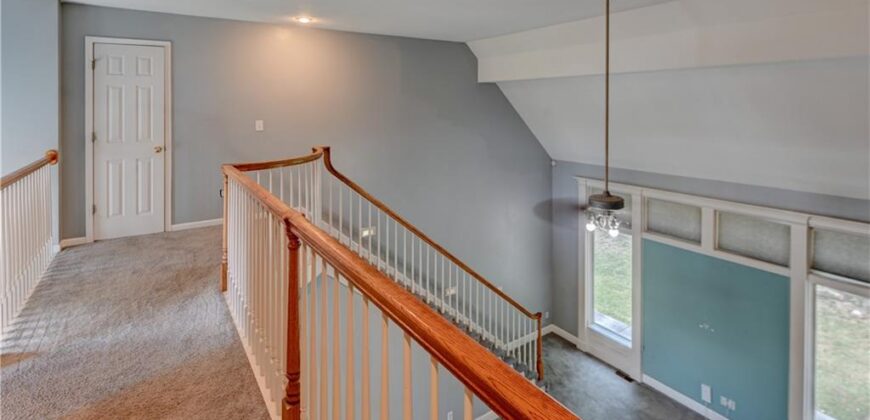 6826 N Charleston Drive, Kansas City, MO 64119
