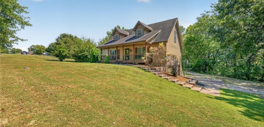 14721 Quail Run Lane, Smithville, MO 64089