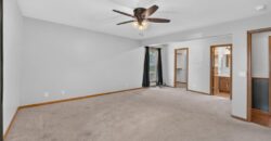 14721 Quail Run Lane, Smithville, MO 64089