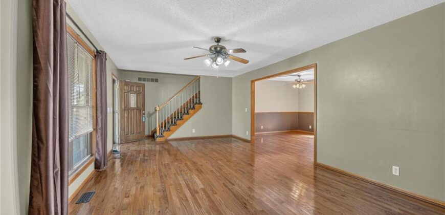 14721 Quail Run Lane, Smithville, MO 64089