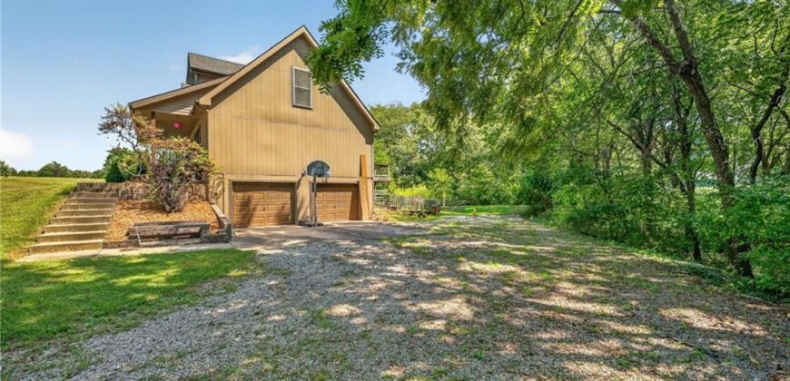 14721 Quail Run Lane, Smithville, MO 64089