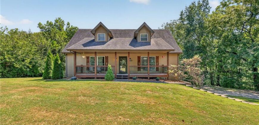 14721 Quail Run Lane, Smithville, MO 64089