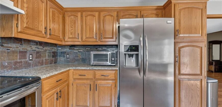14721 Quail Run Lane, Smithville, MO 64089