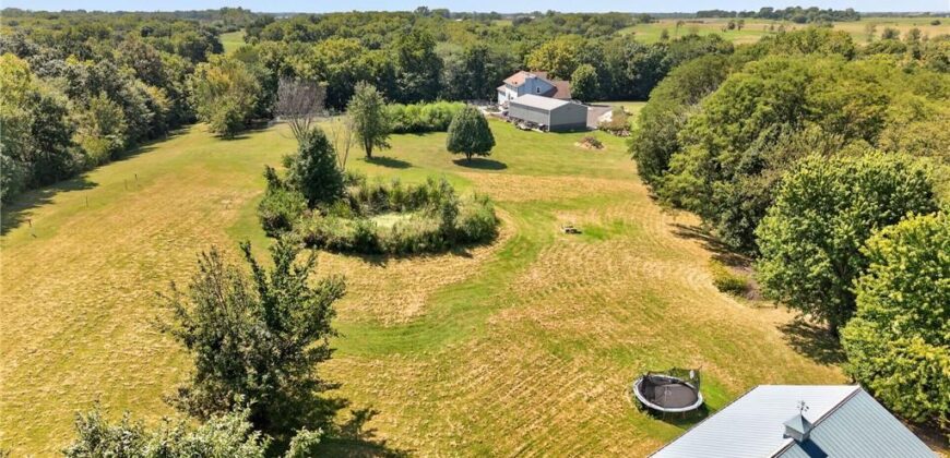 14721 Quail Run Lane, Smithville, MO 64089