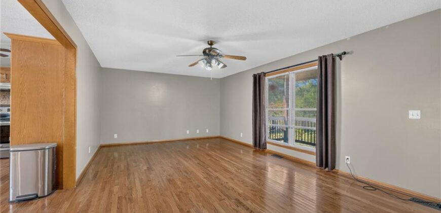 14721 Quail Run Lane, Smithville, MO 64089