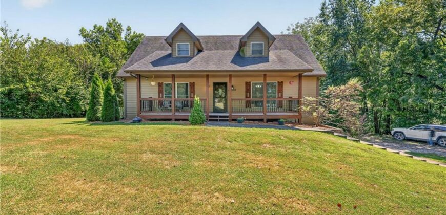 14721 Quail Run Lane, Smithville, MO 64089