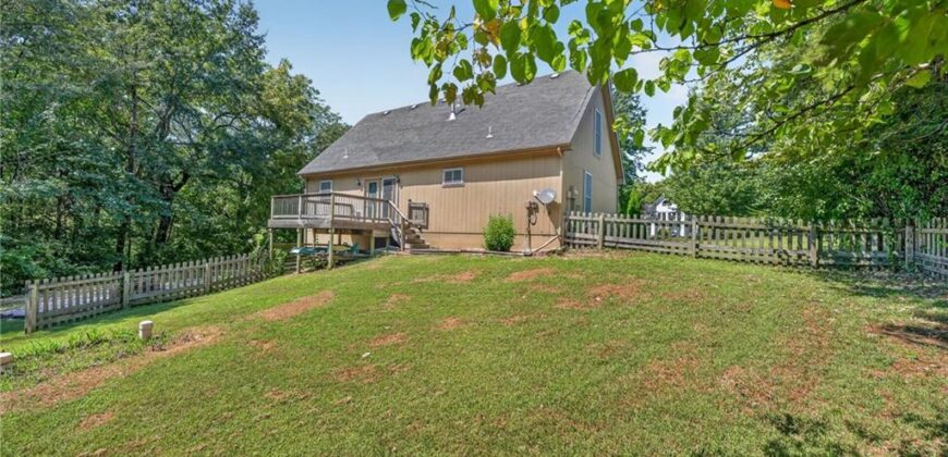 14721 Quail Run Lane, Smithville, MO 64089
