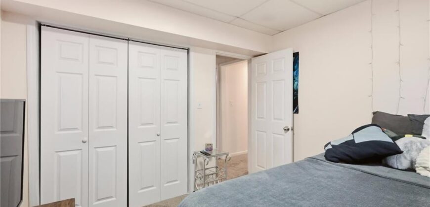 11305 N Holly Street, Kansas City, MO 64155
