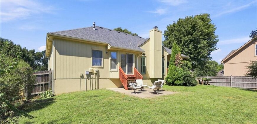11305 N Holly Street, Kansas City, MO 64155