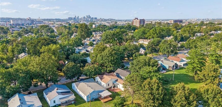 1228 E 25th Avenue, North Kansas City, MO 64116