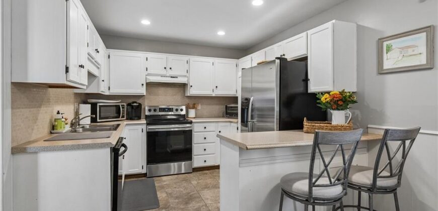 1228 E 25th Avenue, North Kansas City, MO 64116