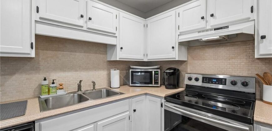 1228 E 25th Avenue, North Kansas City, MO 64116