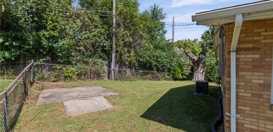 800 Marilynn Avenue, Liberty, MO 64068