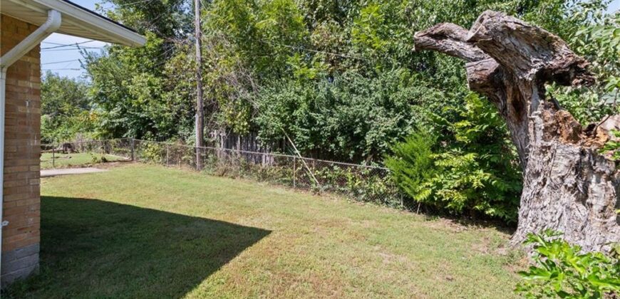 800 Marilynn Avenue, Liberty, MO 64068