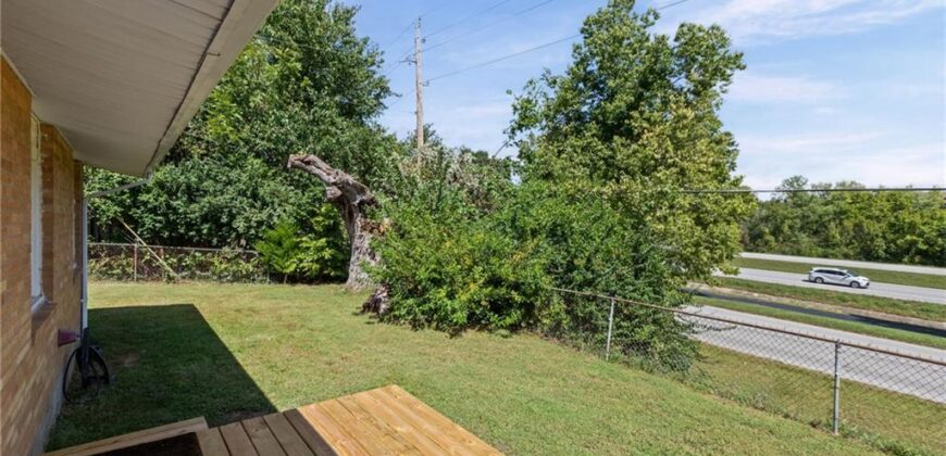 800 Marilynn Avenue, Liberty, MO 64068