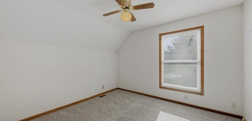 10232 Tracy Avenue, Kansas City, MO 64155