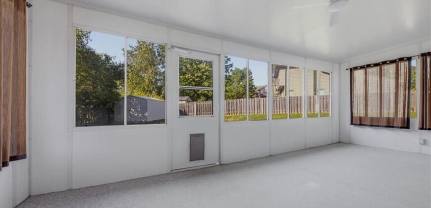 10232 Tracy Avenue, Kansas City, MO 64155