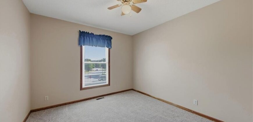 10232 Tracy Avenue, Kansas City, MO 64155