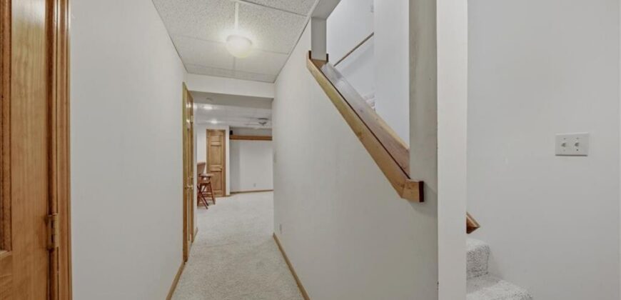 10232 Tracy Avenue, Kansas City, MO 64155