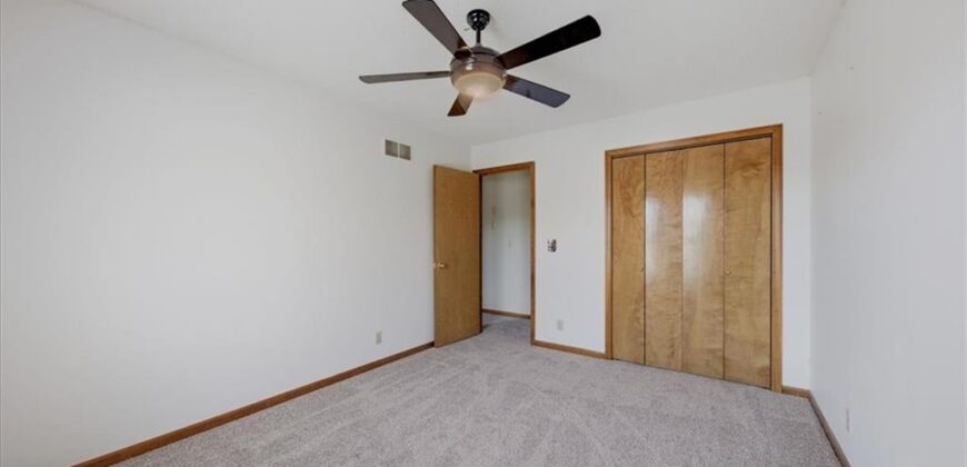 10232 Tracy Avenue, Kansas City, MO 64155