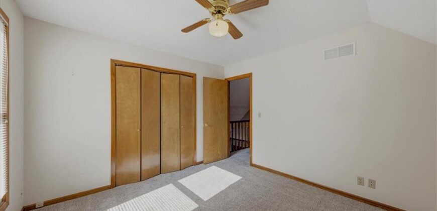 10232 Tracy Avenue, Kansas City, MO 64155