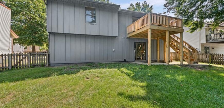 10902 N Harrison Street, Kansas City, MO 64155