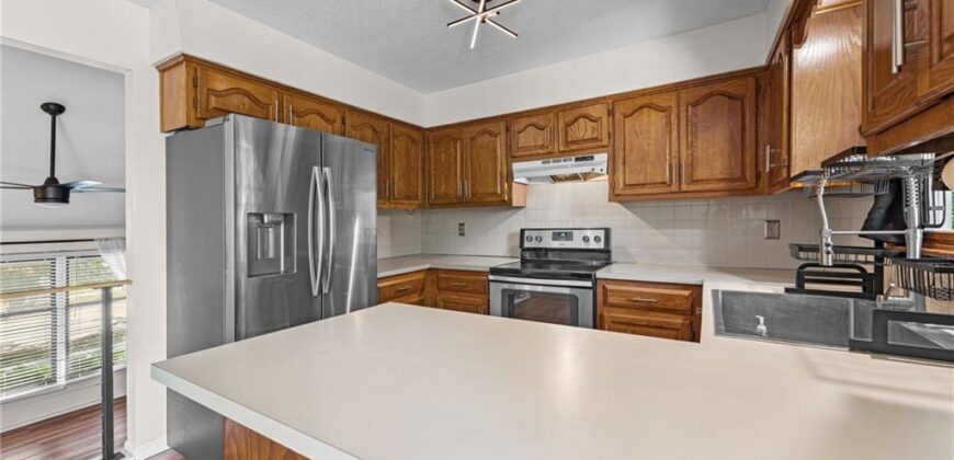 10902 N Harrison Street, Kansas City, MO 64155