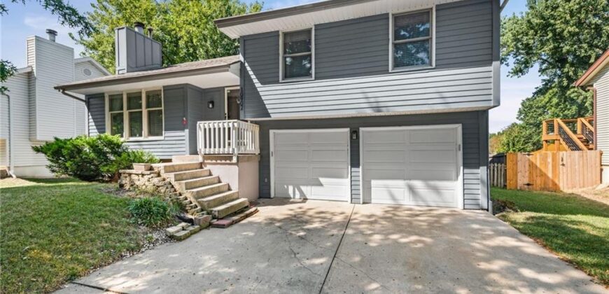 10902 N Harrison Street, Kansas City, MO 64155